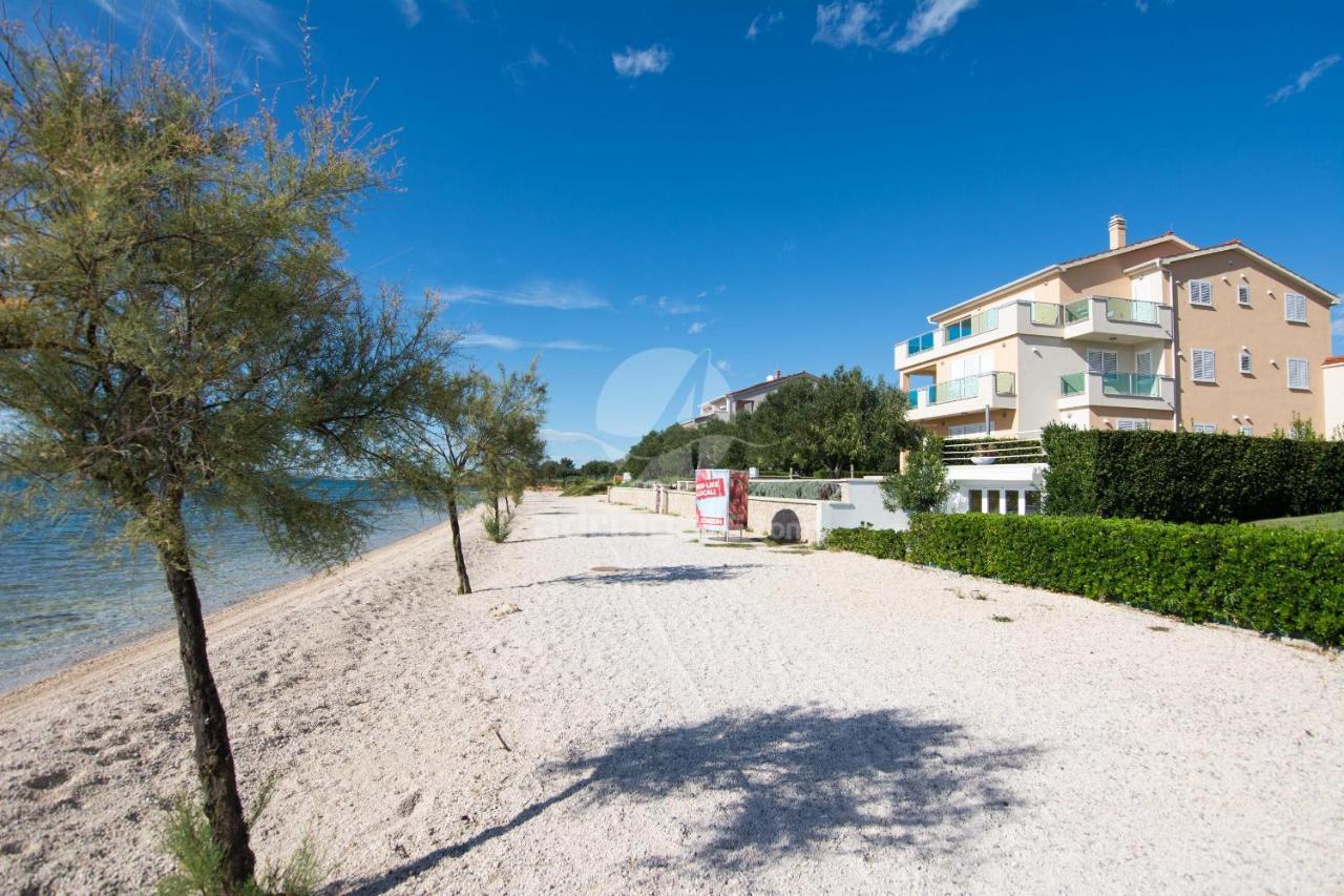 Apartments Citrine On The Beach Biograd Na Moru Bagian luar foto