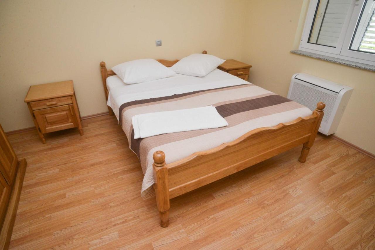 Apartments Citrine On The Beach Biograd Na Moru Bagian luar foto