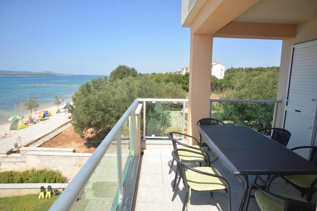 Apartments Citrine On The Beach Biograd Na Moru Bagian luar foto