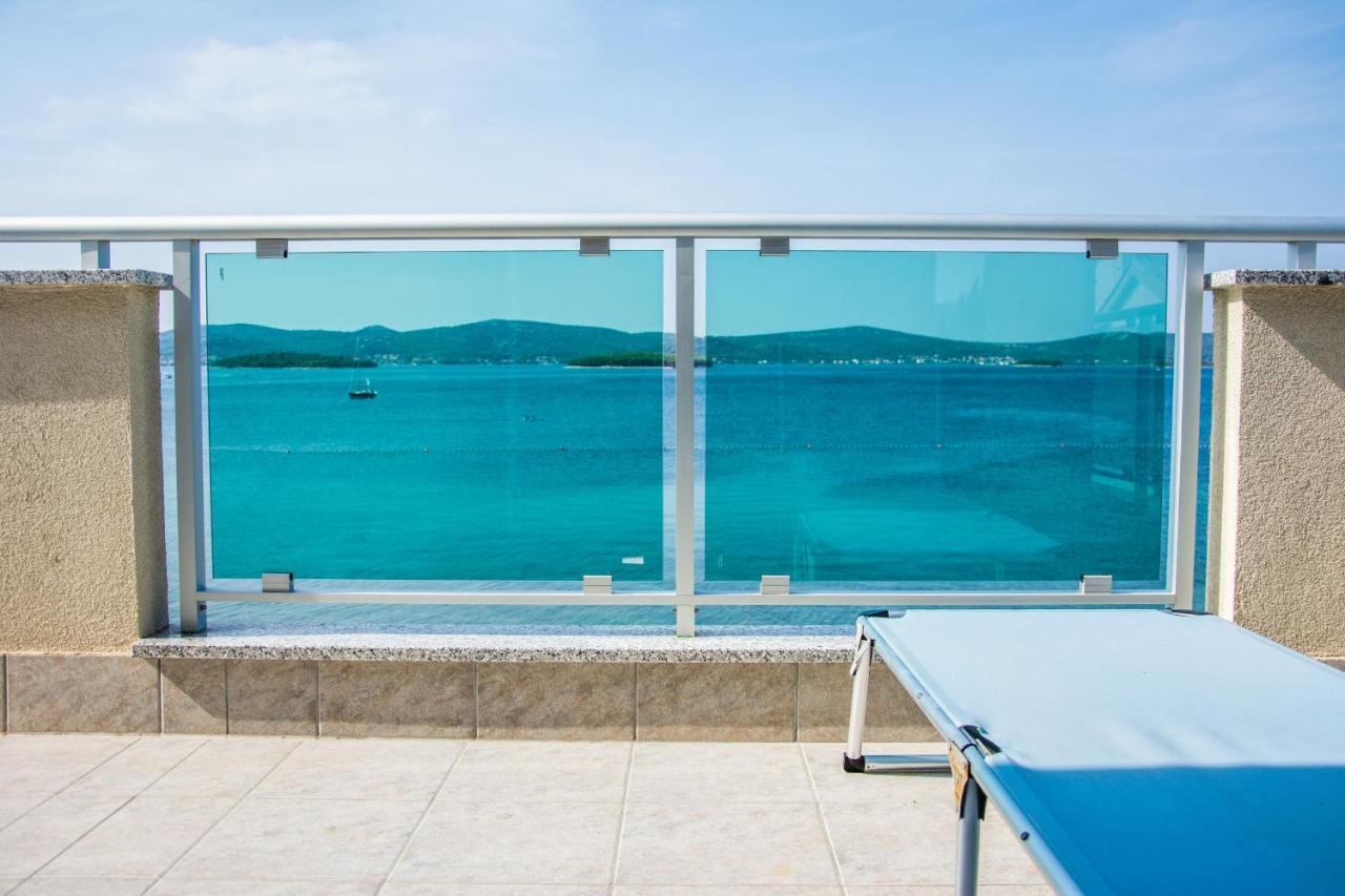 Apartments Citrine On The Beach Biograd Na Moru Bagian luar foto