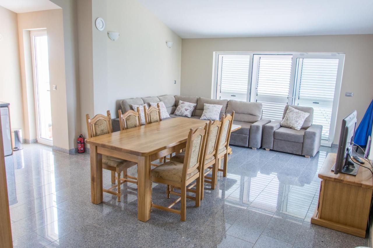 Apartments Citrine On The Beach Biograd Na Moru Bagian luar foto