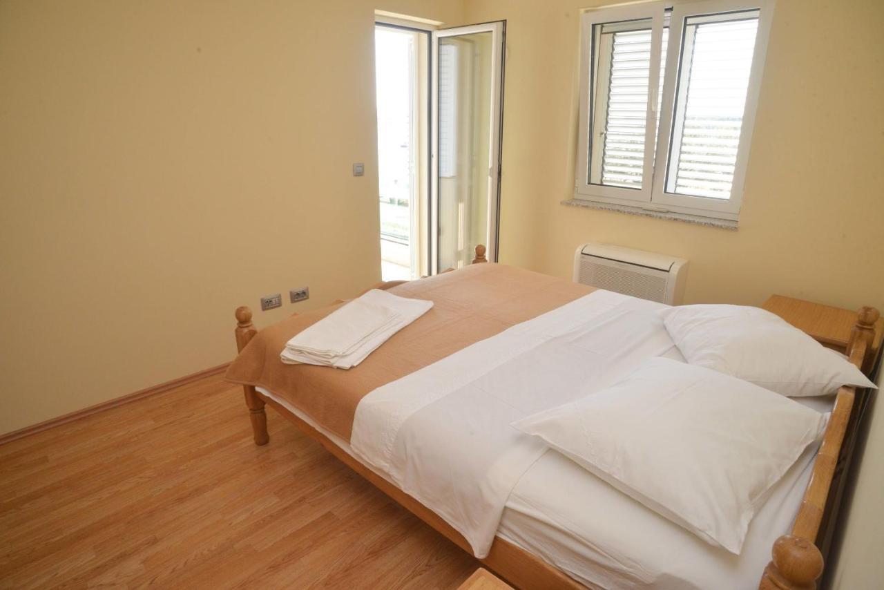 Apartments Citrine On The Beach Biograd Na Moru Bagian luar foto